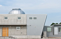 天体観測ドームがある家